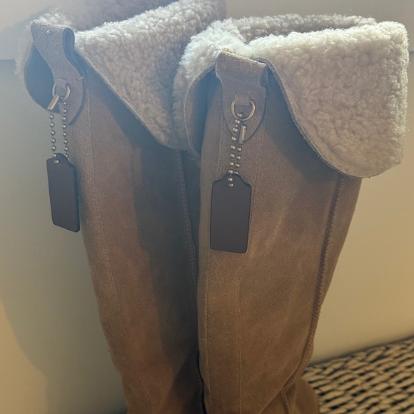 Coach Suede and Shearling Knee-High Boots - Sz 6 - Picture 6 of 8